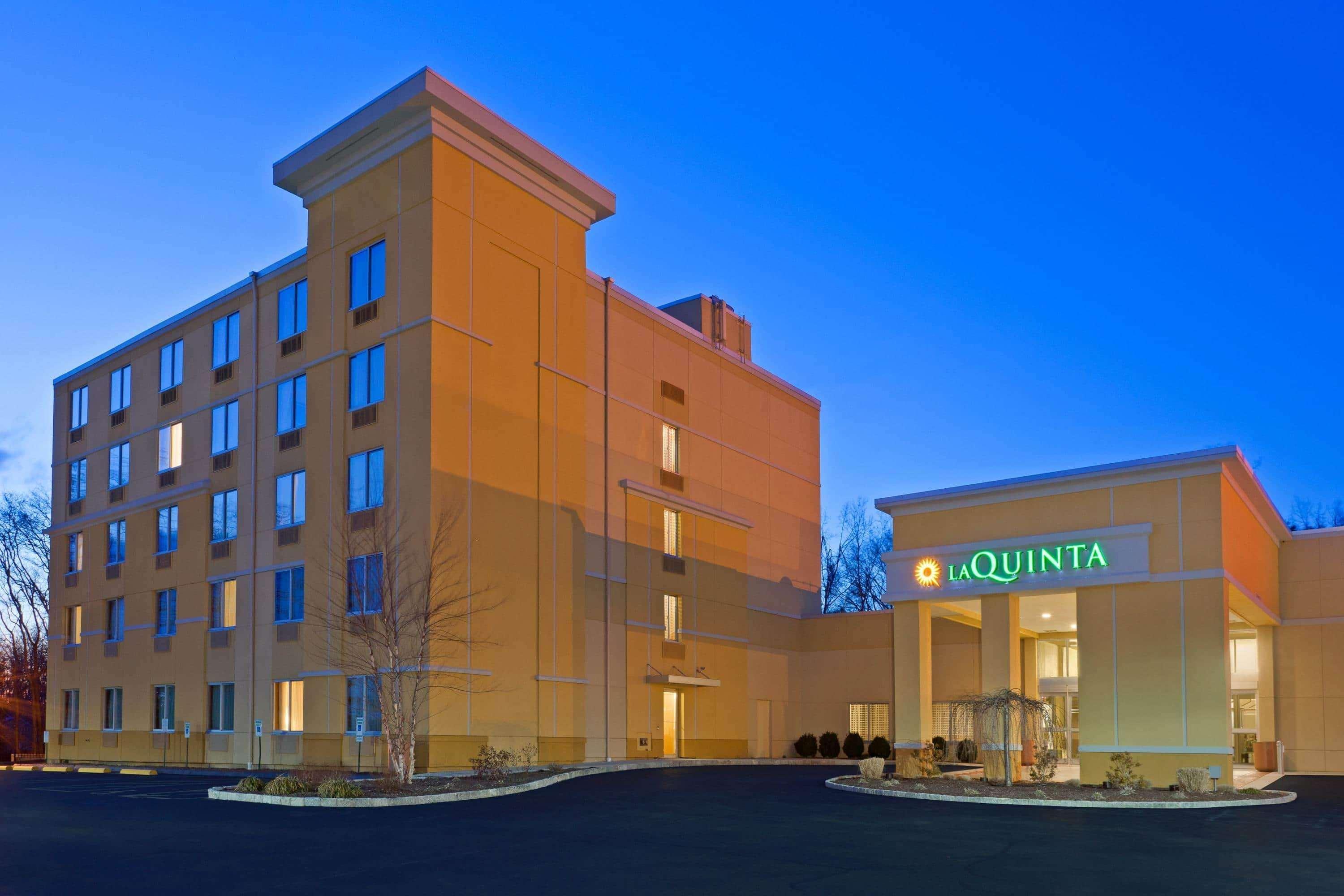 Hotel La Quinta By Wyndham Danbury Zewnętrze zdjęcie