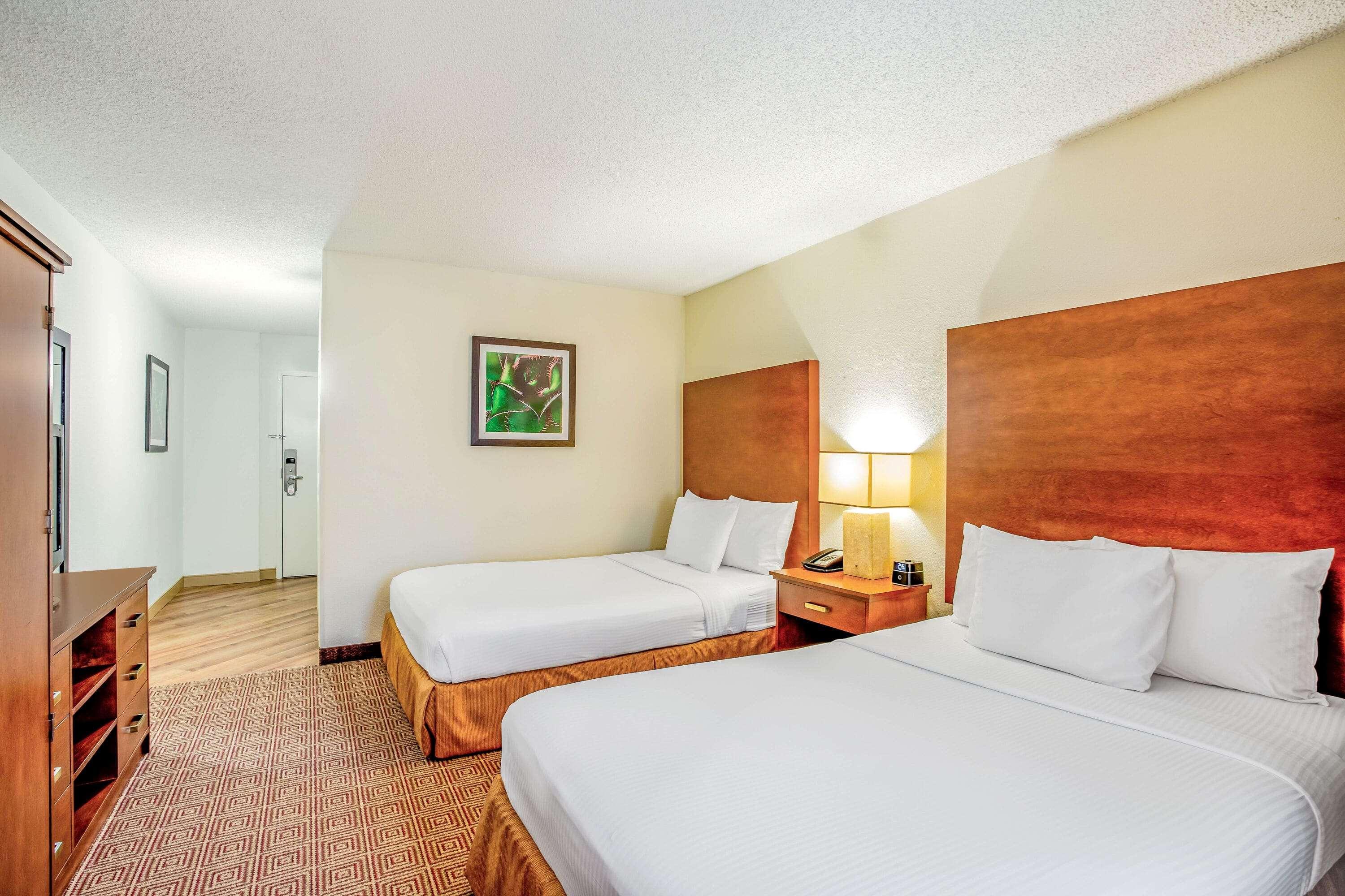 Hotel La Quinta By Wyndham Danbury Zewnętrze zdjęcie
