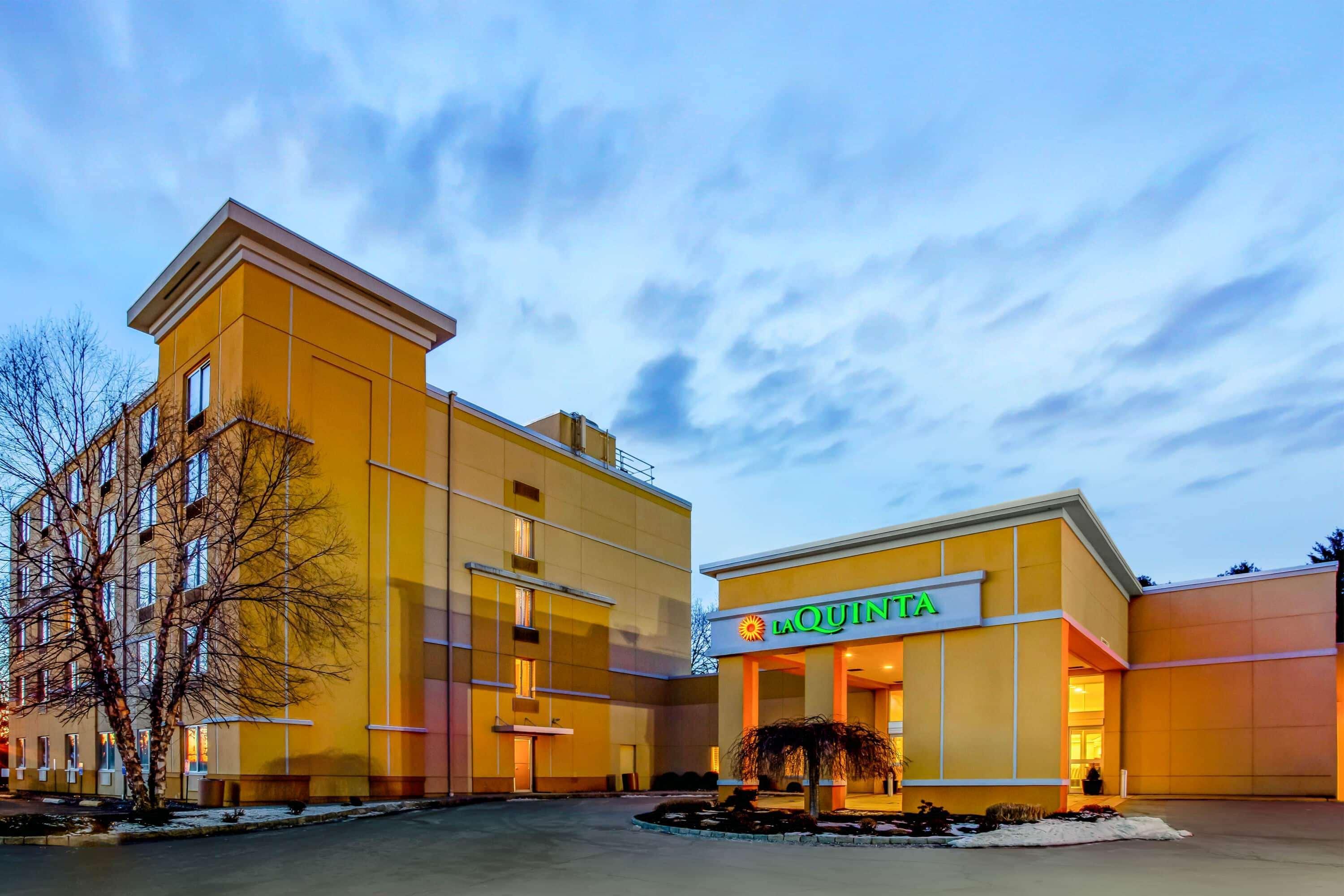 Hotel La Quinta By Wyndham Danbury Zewnętrze zdjęcie