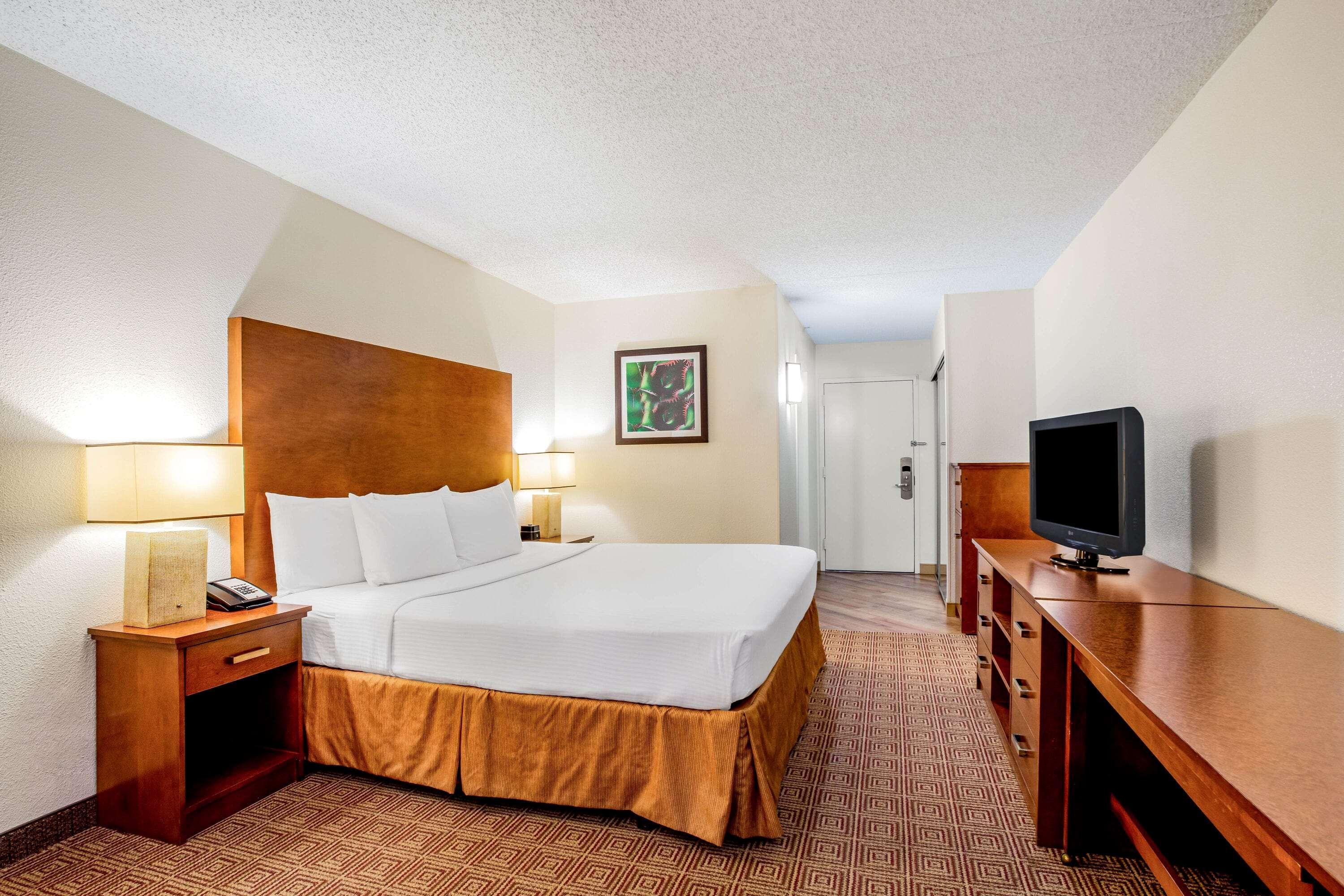 Hotel La Quinta By Wyndham Danbury Zewnętrze zdjęcie