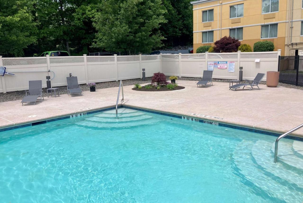 Hotel La Quinta By Wyndham Danbury Zewnętrze zdjęcie